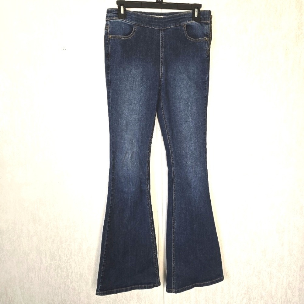 Free People Women's 28 High Waist Split Hem Flare Leg Side‎ Zipper Denim Jeans